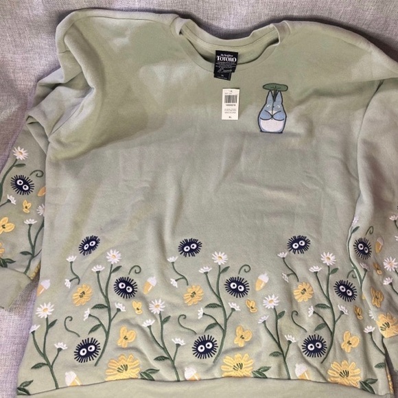 XL Our Universe My Neighbor Totoro Forest Spirits Embroidered Crewneck - Picture 3 of 6